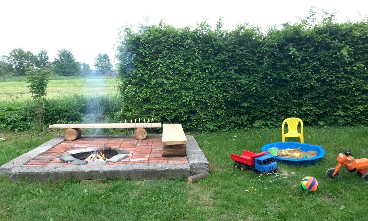 Apartmany Ceska Skola Lipova  Extérieur photo